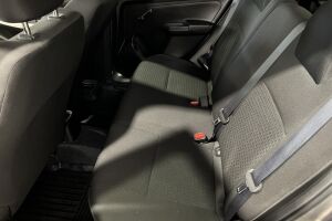 Suzuki Swift esikatselu 12