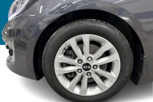 Kia cee'd esikatselu 14