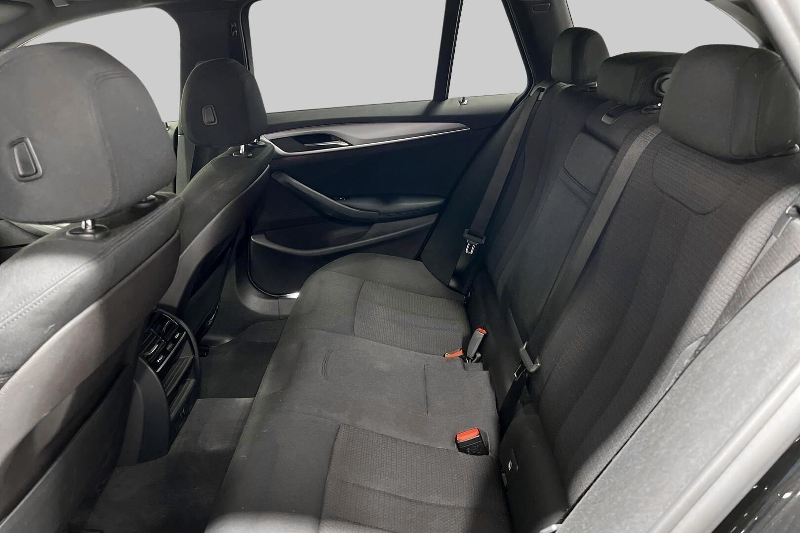 BMW 5-sarja iso kuva 10