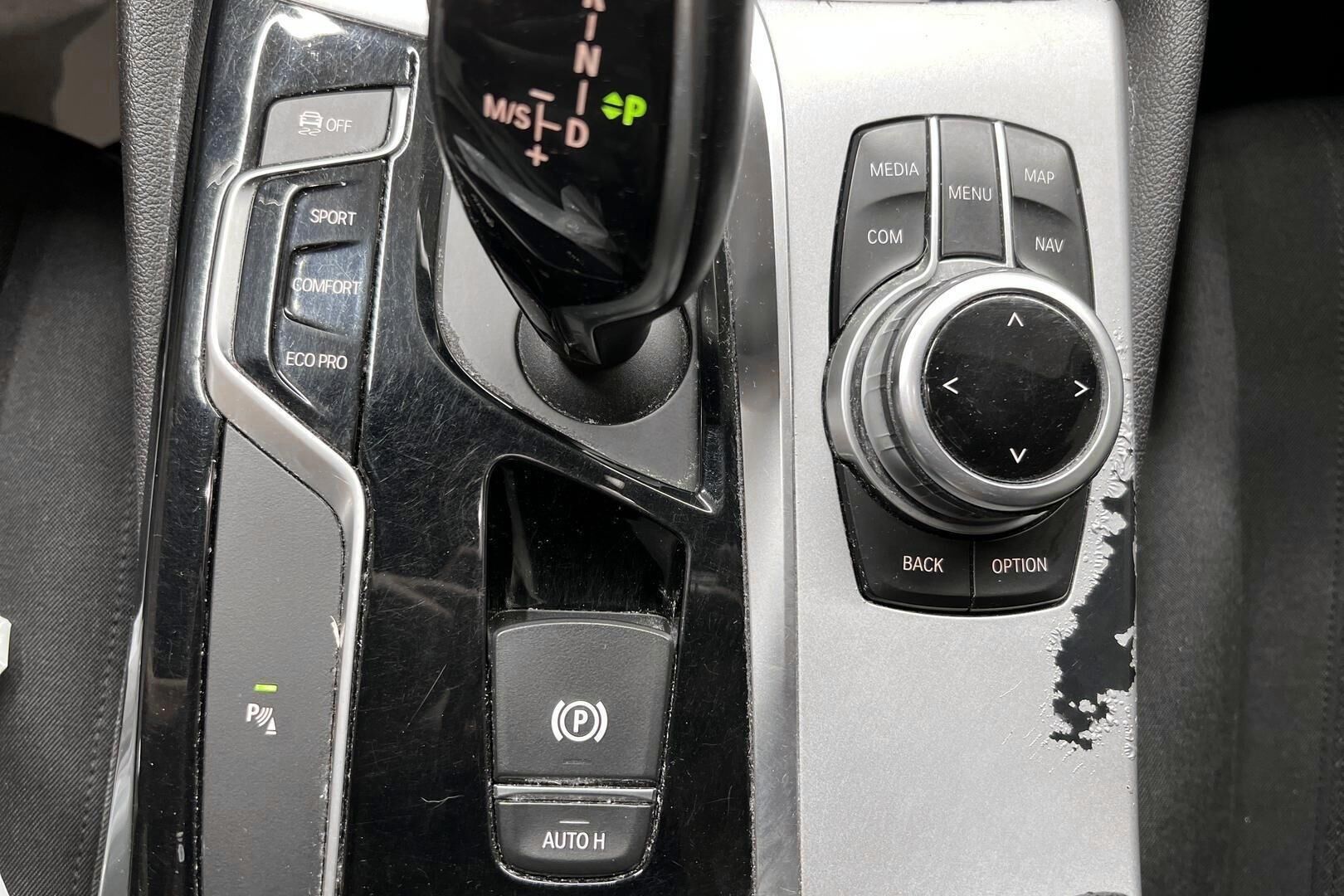 BMW 5-sarja iso kuva 16