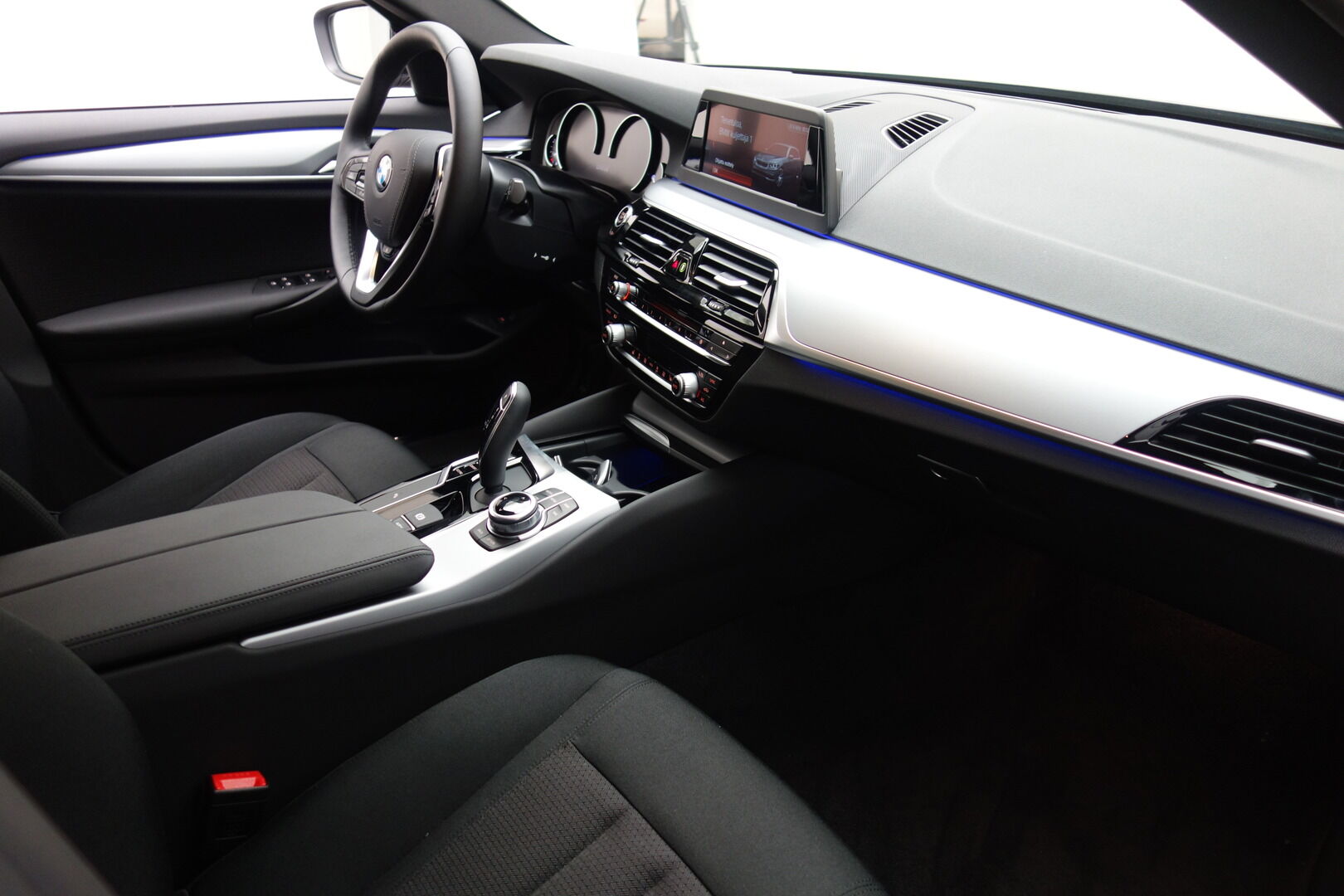 BMW 5-sarja iso kuva 6