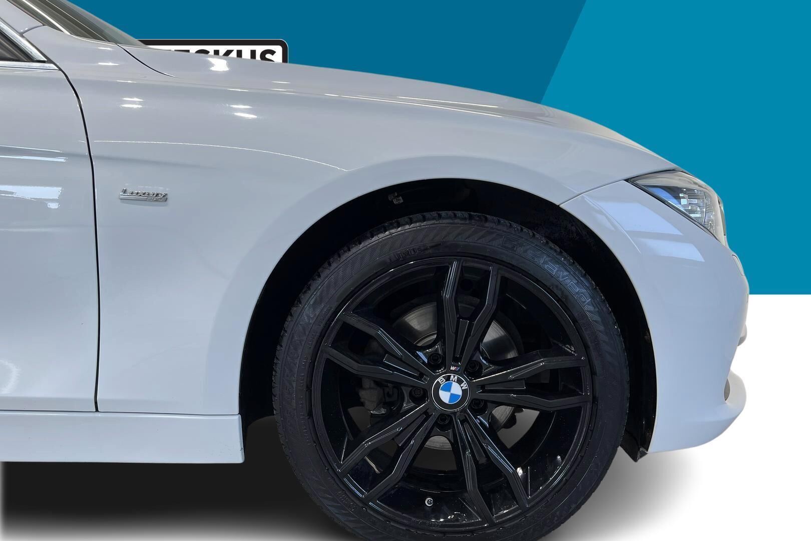 BMW 3-SARJA iso kuva 13