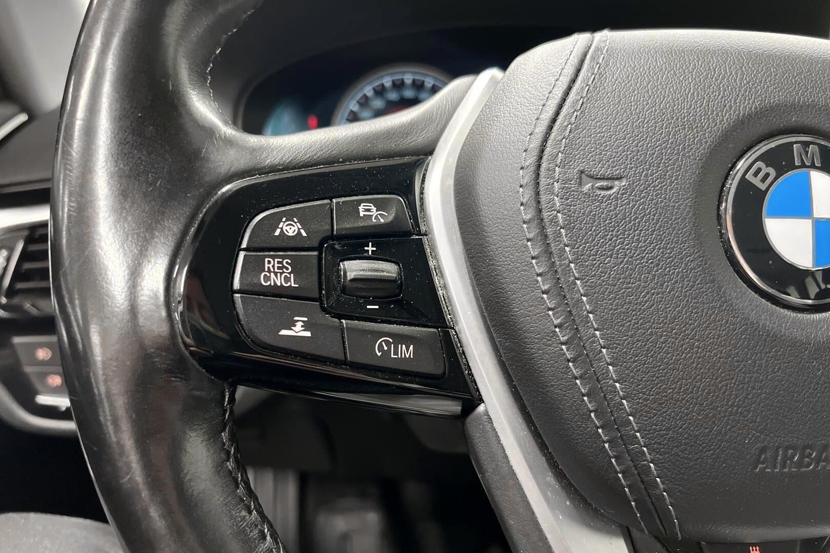 BMW 5-sarja iso kuva 17