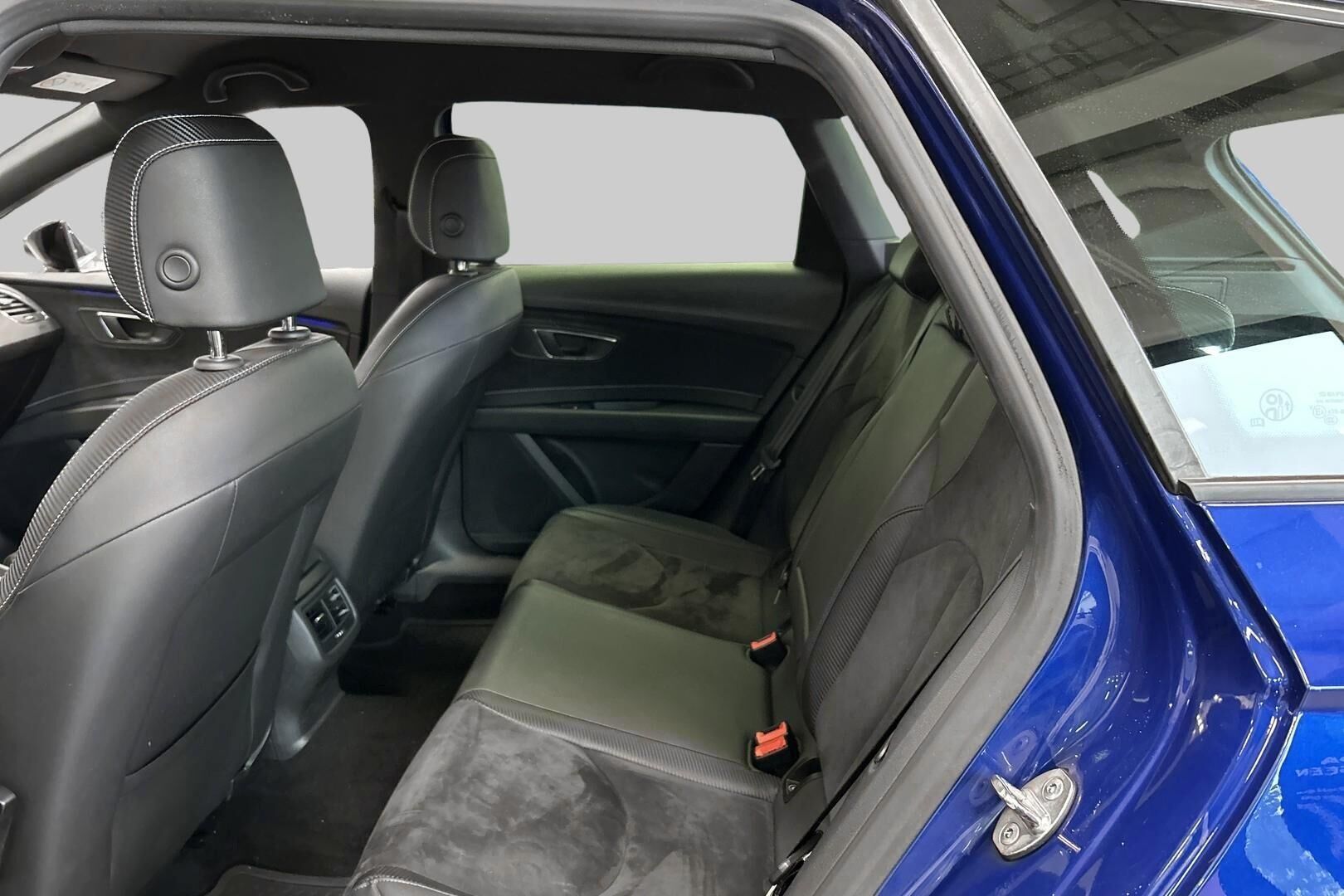 Seat Leon ST iso kuva 10