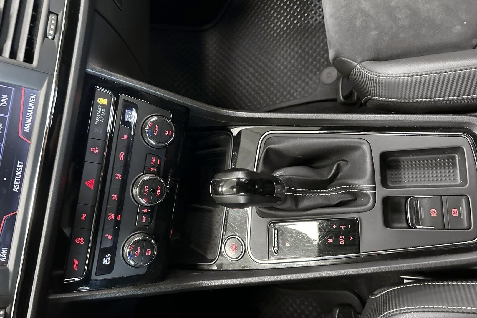 Seat Leon ST iso kuva 19