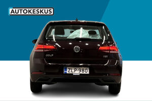 Volkswagen Golf esikatselu 6
