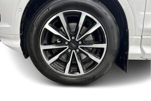 Ford Kuga esikatselu 13