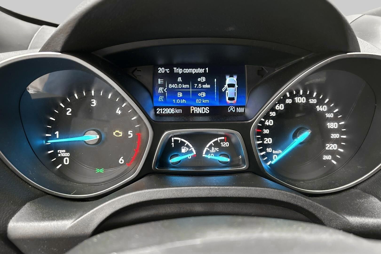 Ford Kuga iso kuva 18