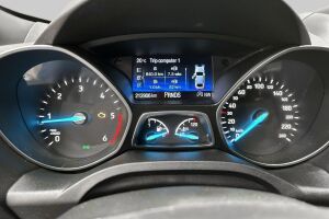 Ford Kuga esikatselu 18