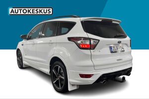 Ford Kuga esikatselu 7