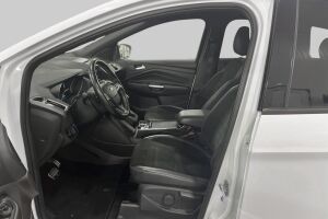 Ford Kuga esikatselu 9