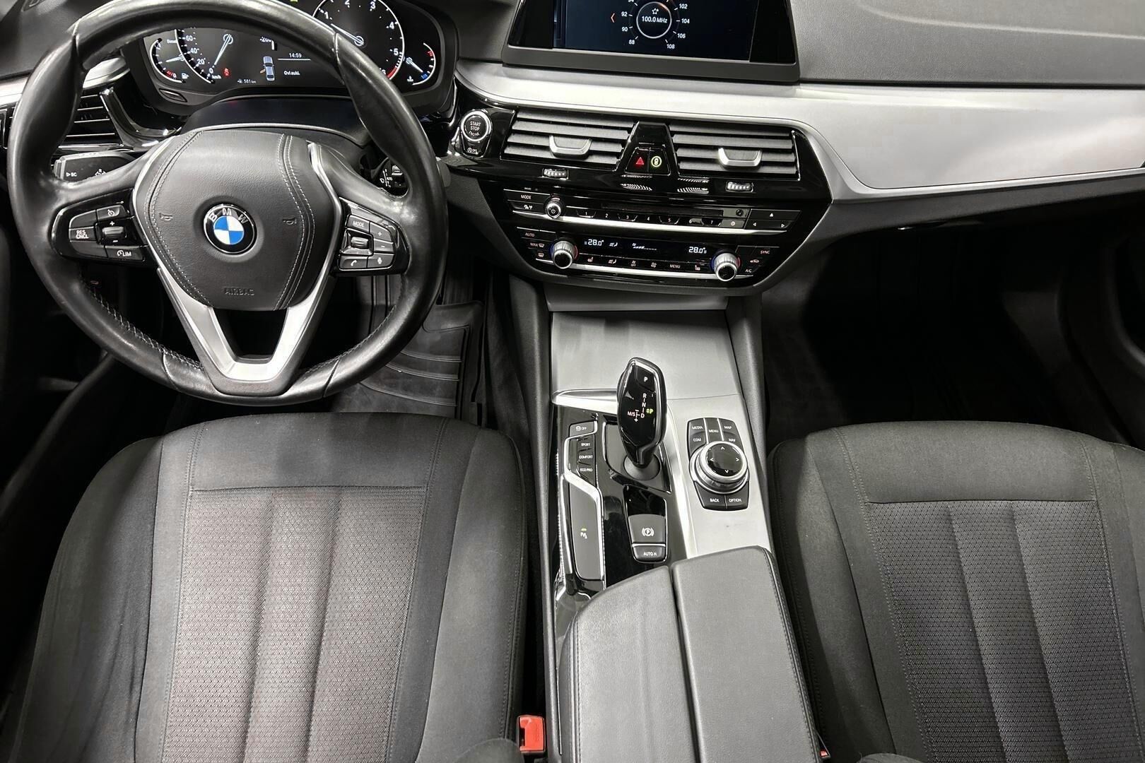 BMW 5-sarja iso kuva 9