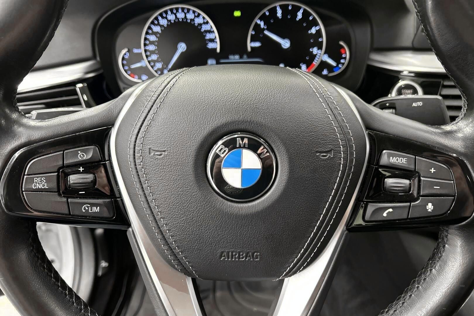 BMW 5-sarja iso kuva 15