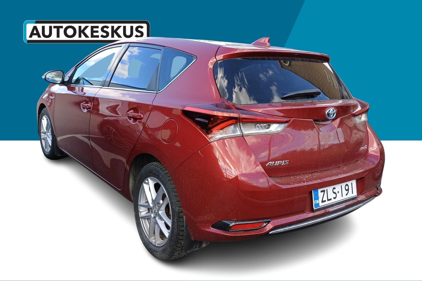 Toyota Auris iso kuva 2