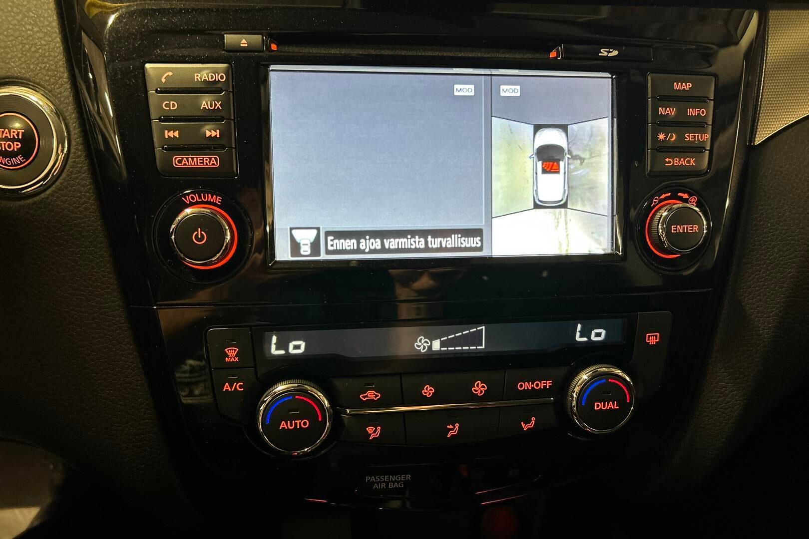 Nissan Qashqai iso kuva 17