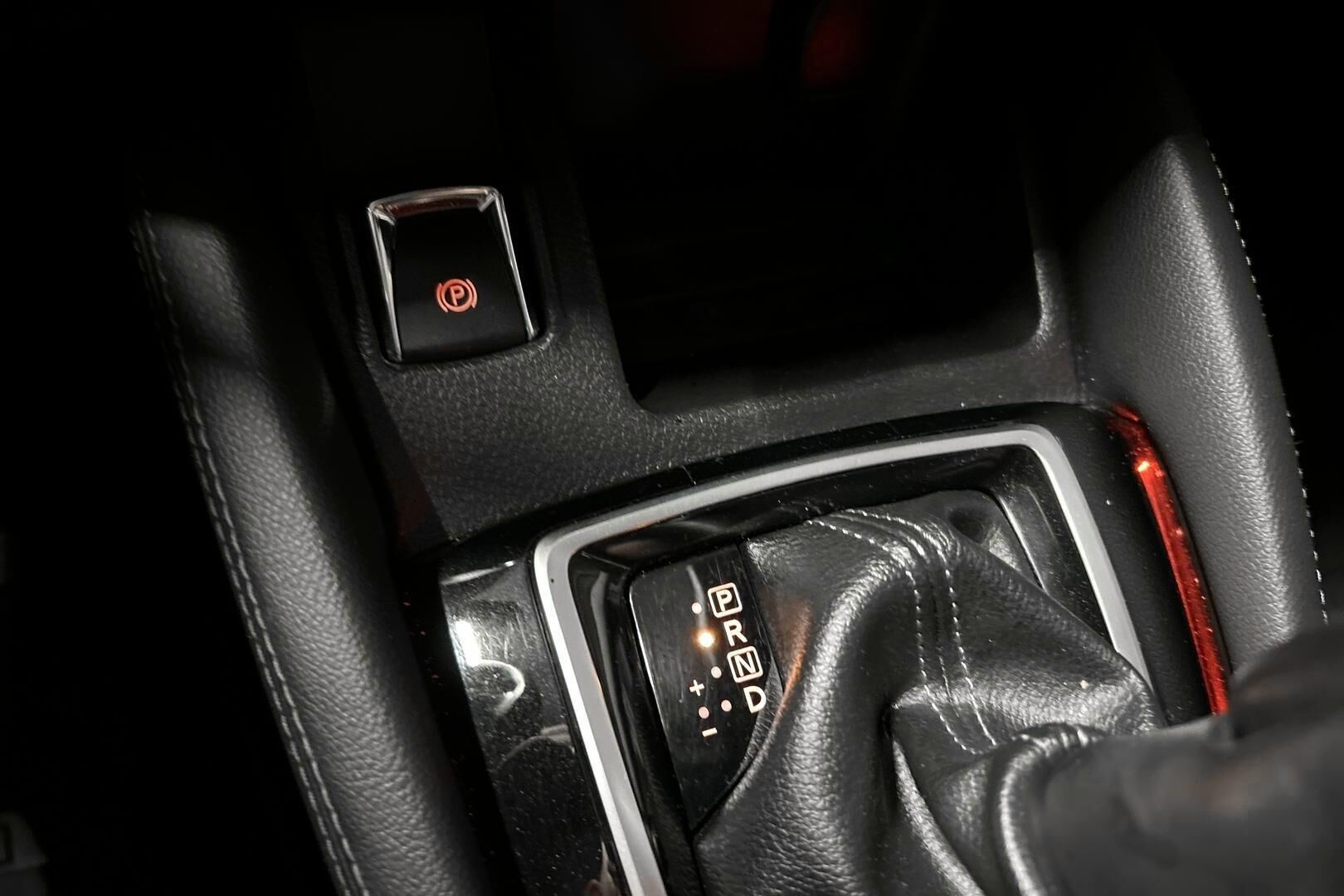 Nissan Qashqai iso kuva 20