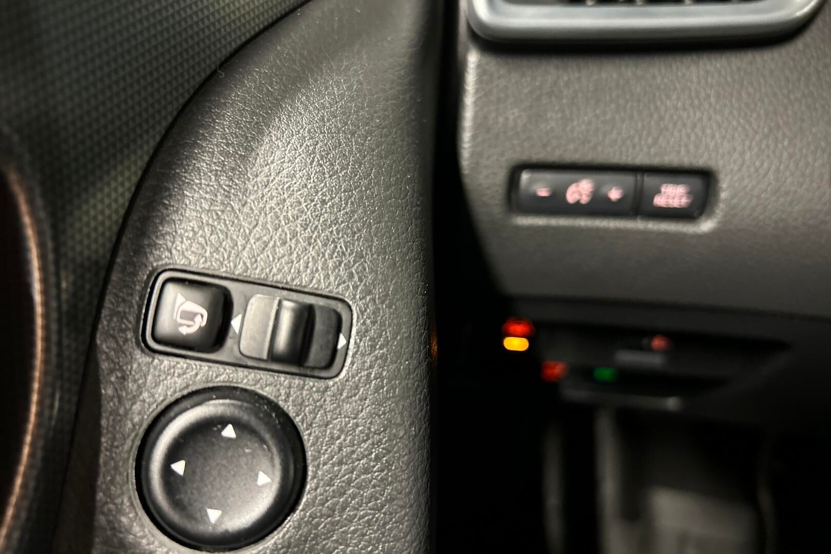 Nissan Qashqai iso kuva 24