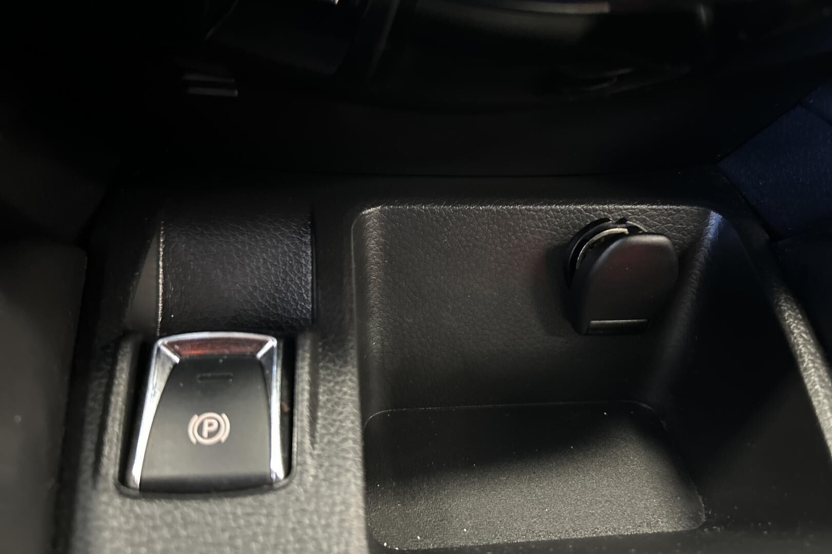 Nissan Qashqai iso kuva 17