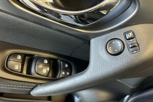 Nissan Qashqai esikatselu 24