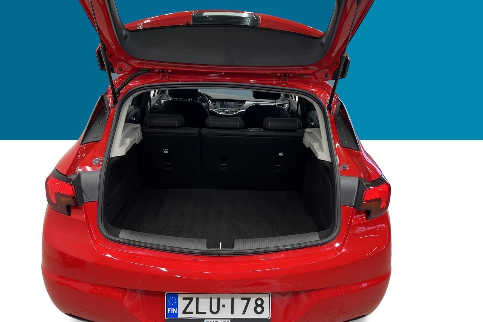 Opel Astra iso kuva 12