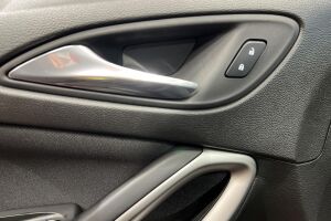 Opel Astra esikatselu 24