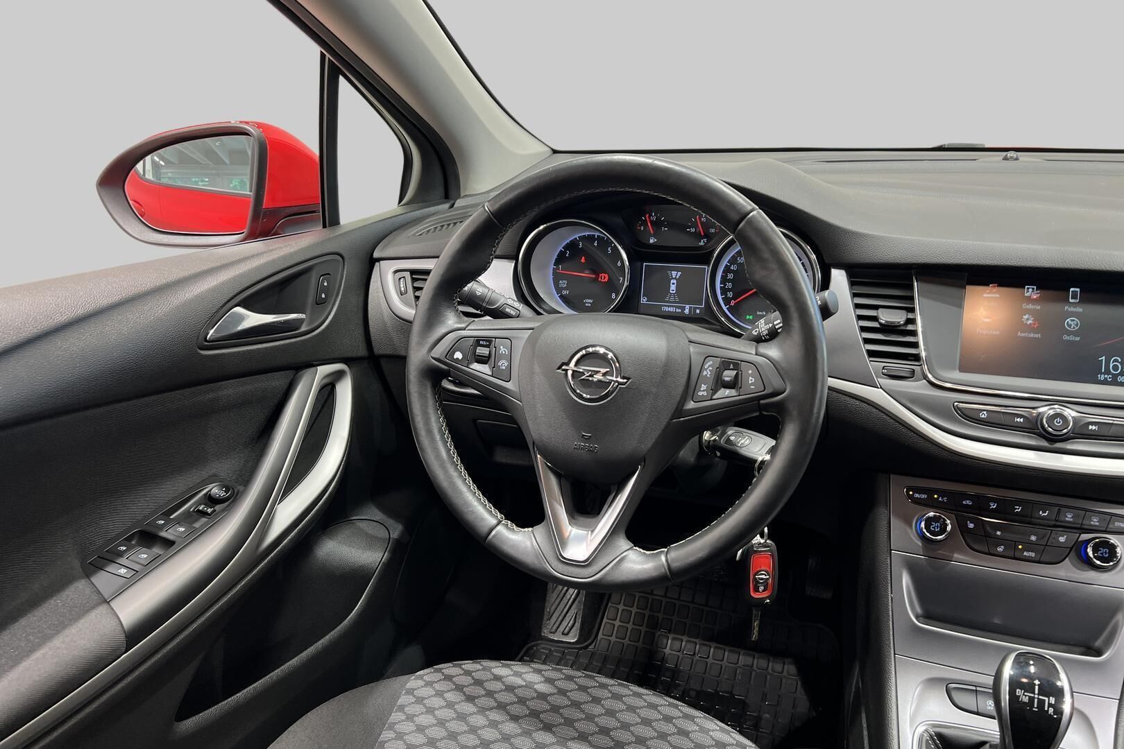 Opel Astra iso kuva 26