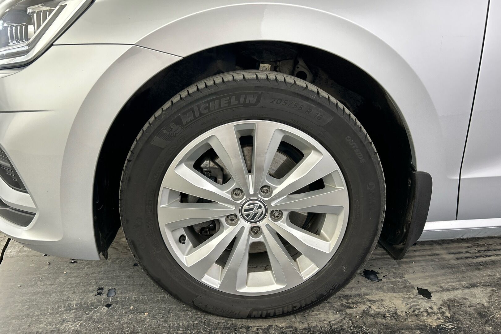 Volkswagen Golf Sportsvan iso kuva 10