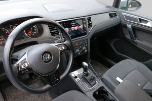 Volkswagen Golf Sportsvan esikatselu 2