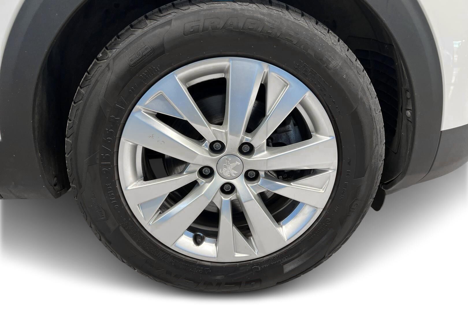 Peugeot 5008 iso kuva 6