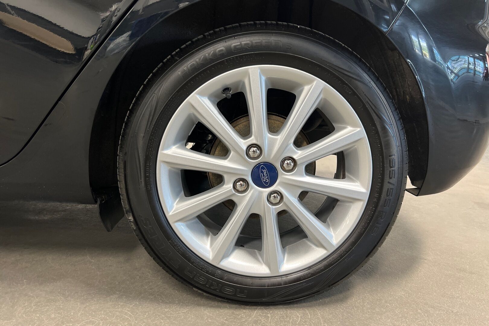 Ford Fiesta iso kuva 14