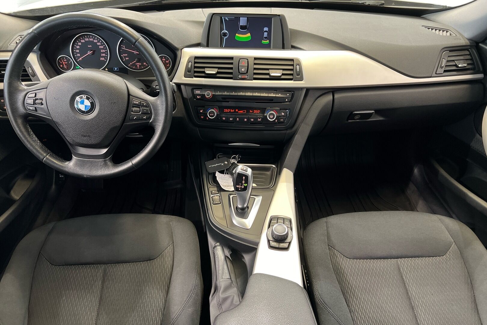 BMW 3-SARJA iso kuva 19