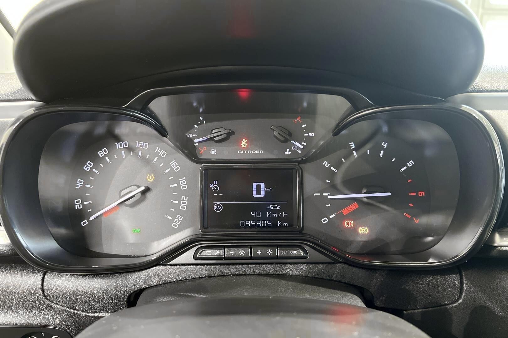 Citroen C3 iso kuva 14