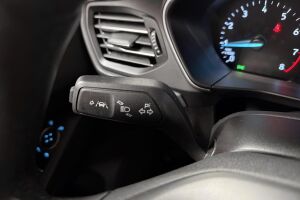 Ford Focus esikatselu 16