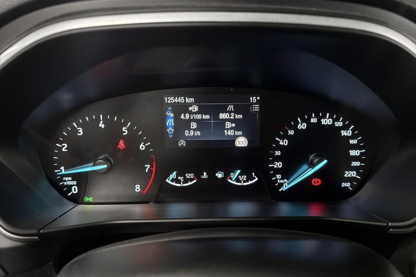 Ford Focus iso kuva 17
