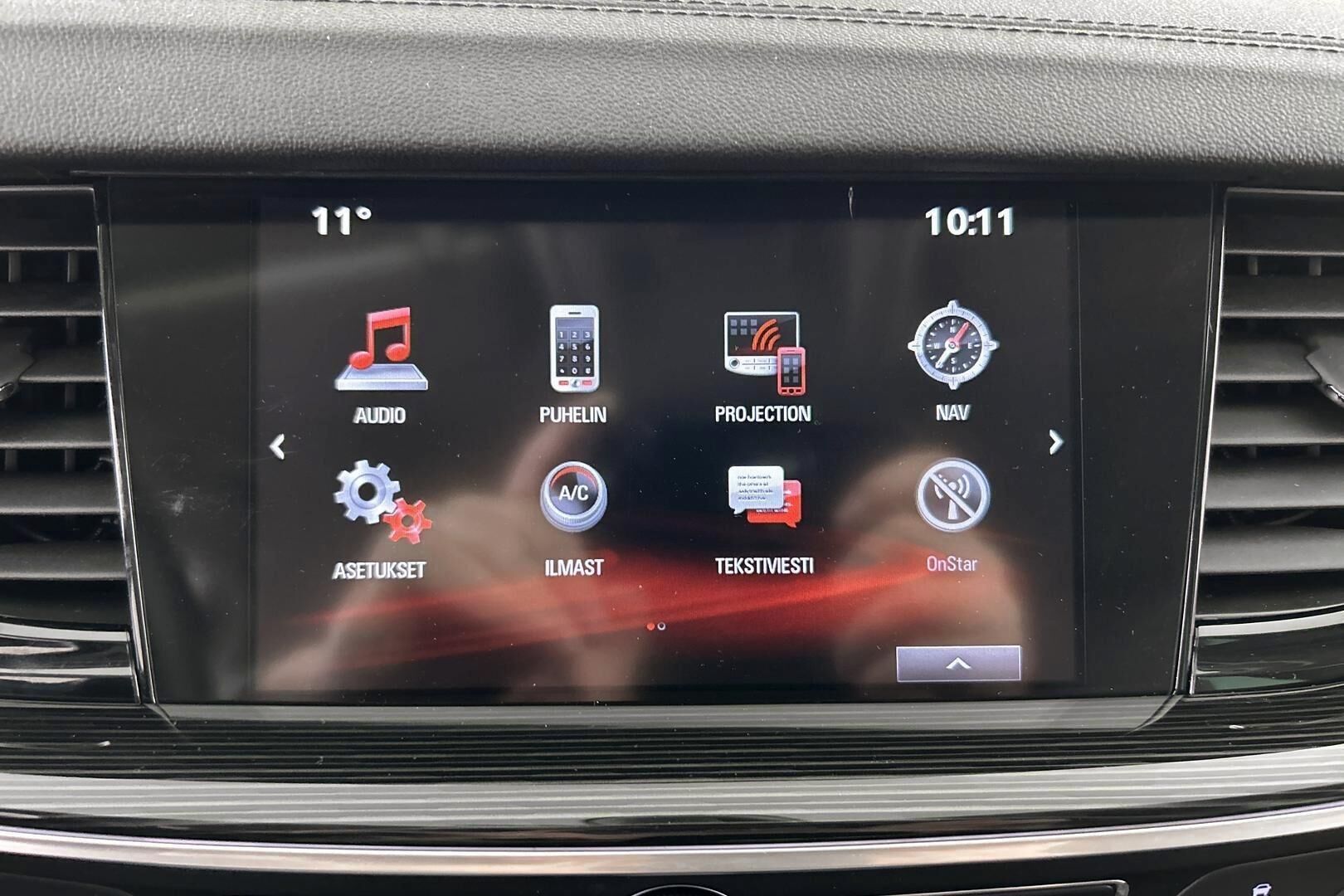 Opel Insignia iso kuva 14