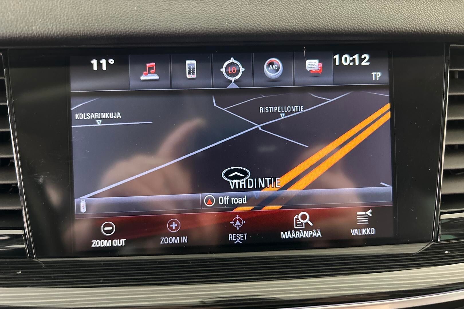 Opel Insignia iso kuva 15
