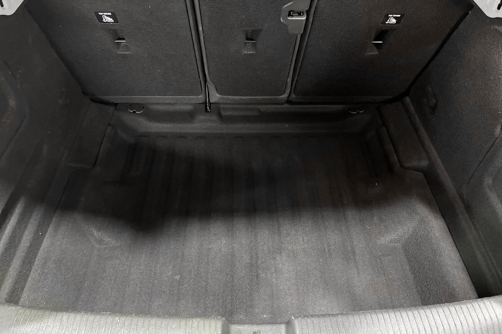 Opel Astra iso kuva 12