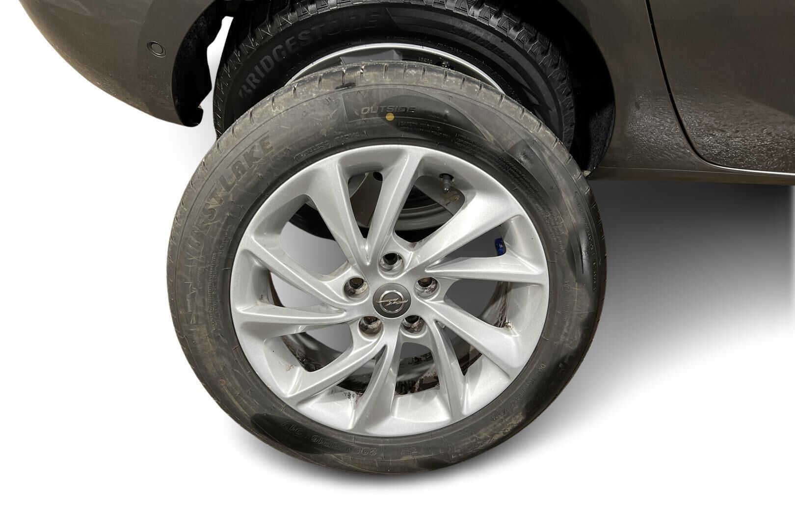 Opel Astra iso kuva 19