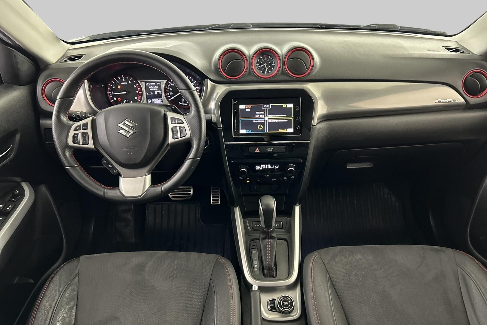 Suzuki Vitara iso kuva 11