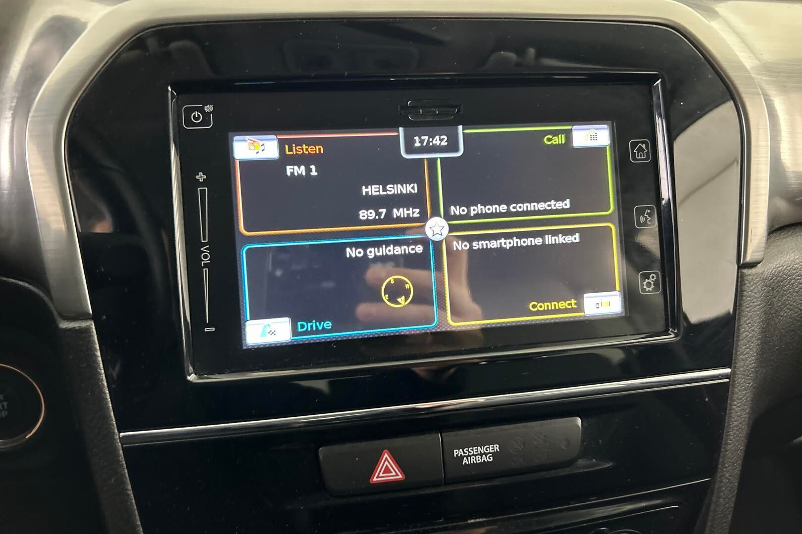 Suzuki Vitara iso kuva 15