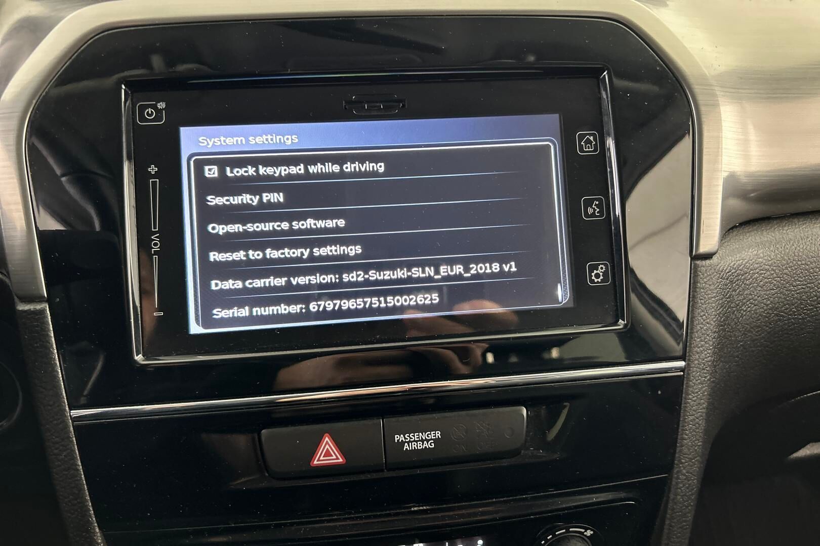Suzuki Vitara iso kuva 17
