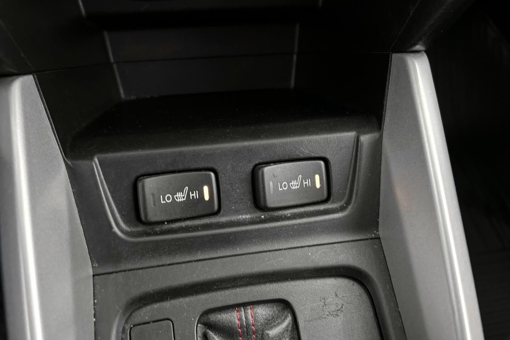 Suzuki Vitara iso kuva 22
