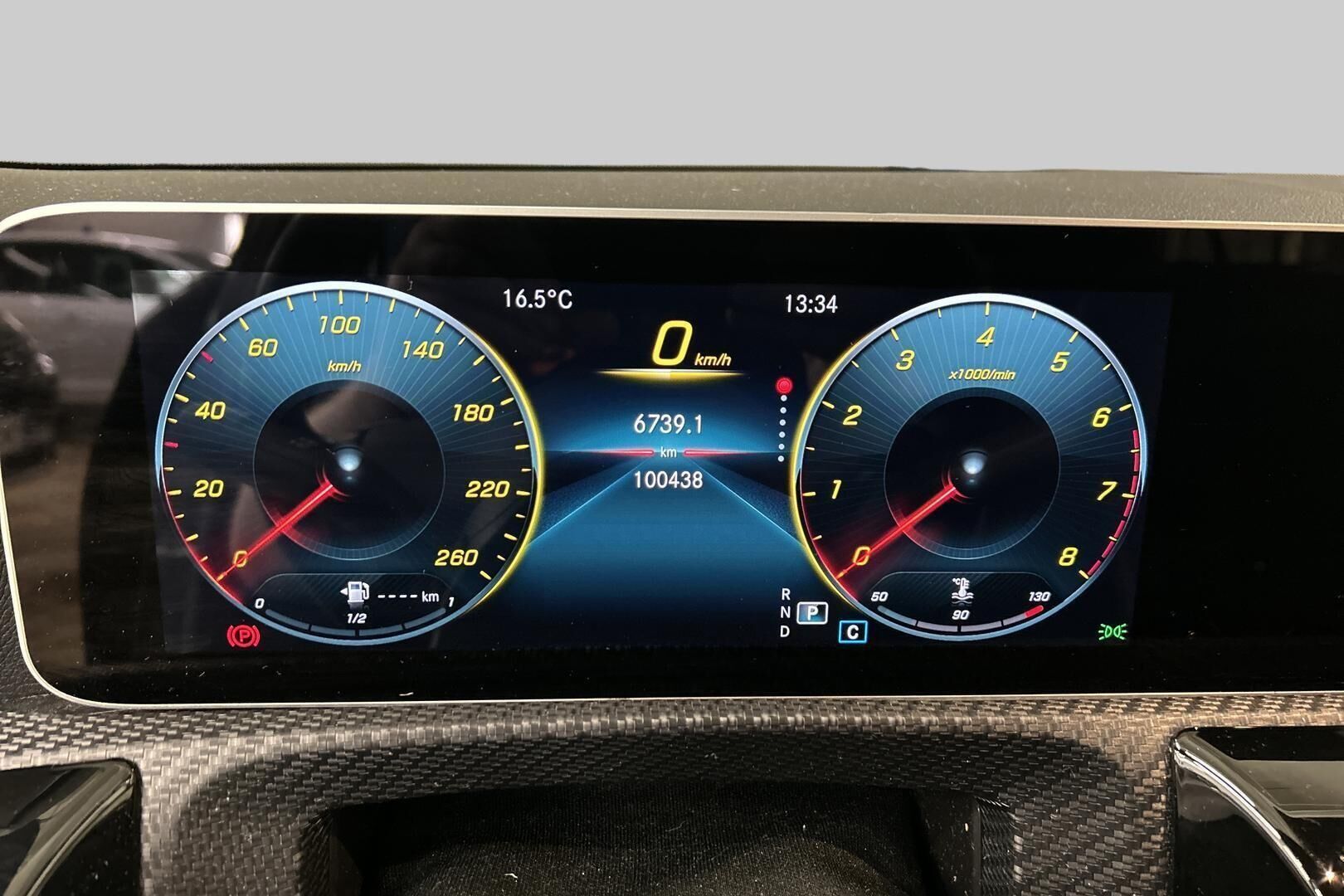 Mercedes-Benz A iso kuva 14