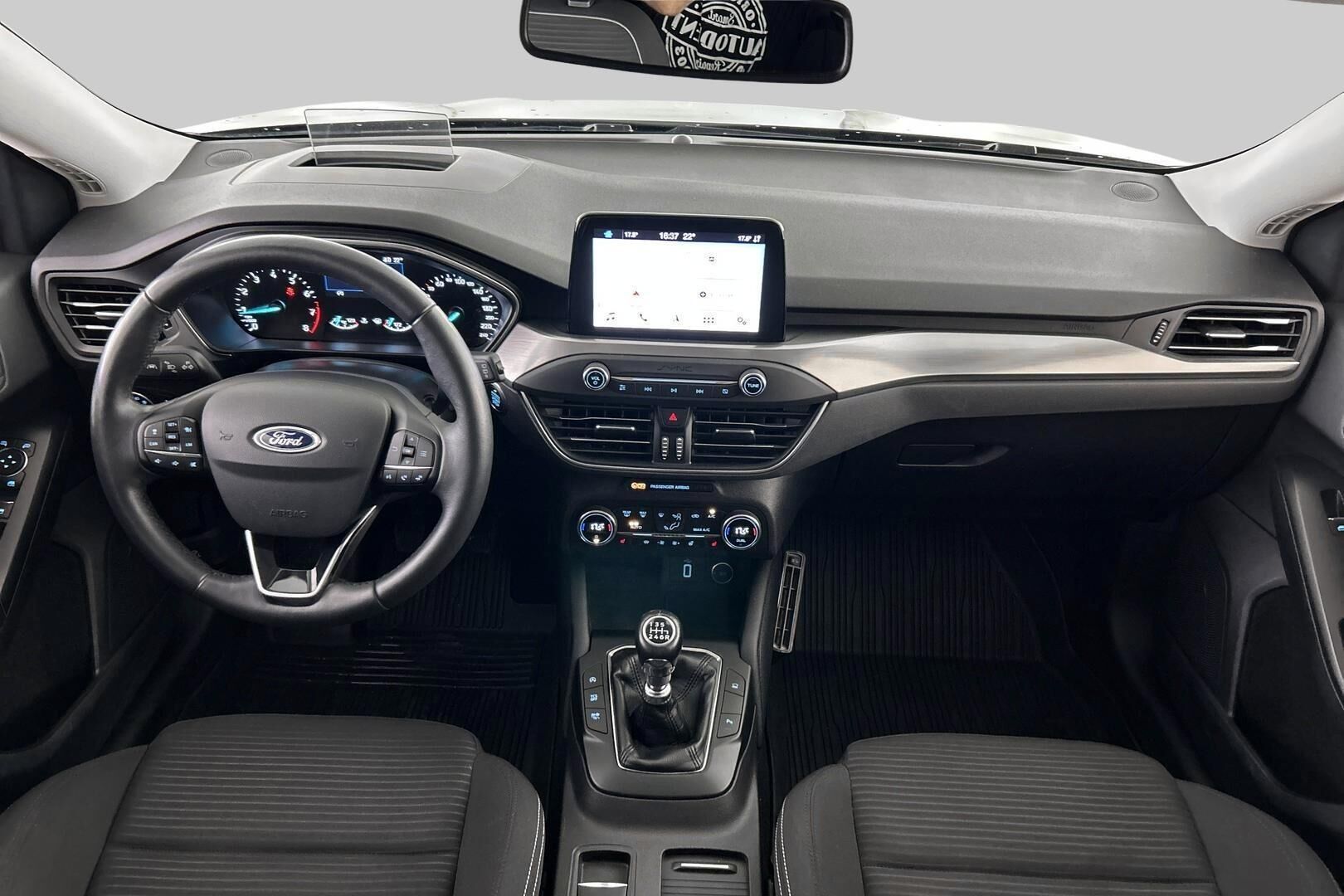 Ford Focus iso kuva 11