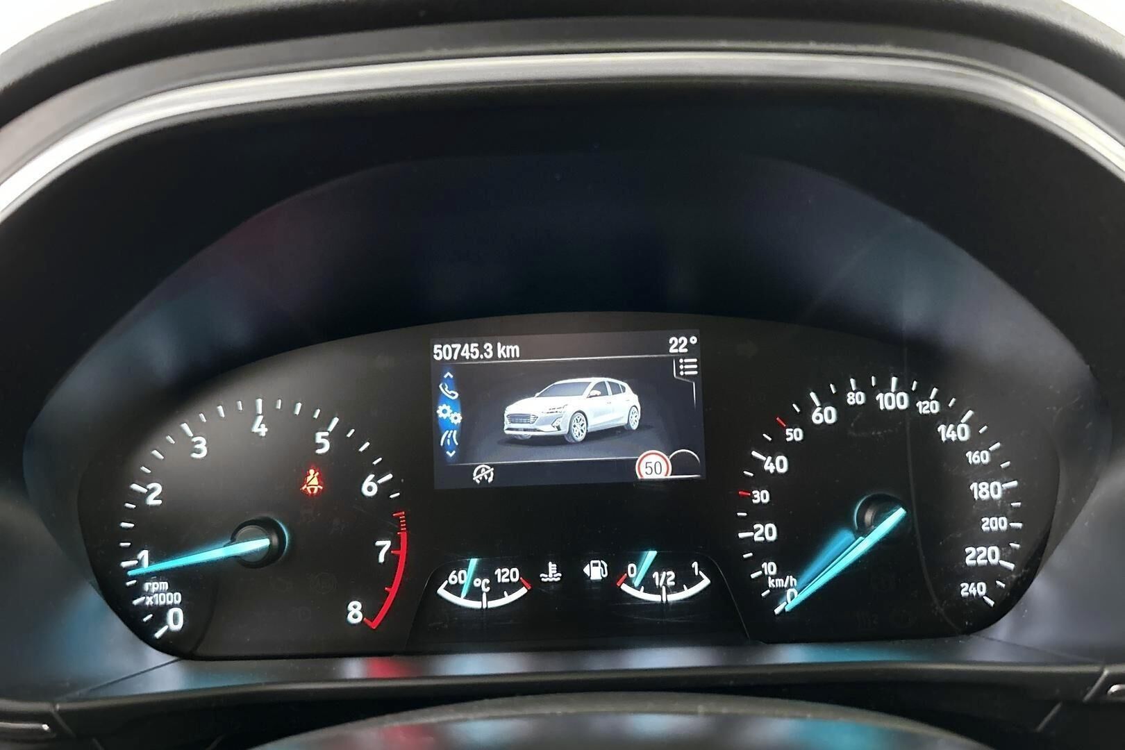 Ford Focus iso kuva 14