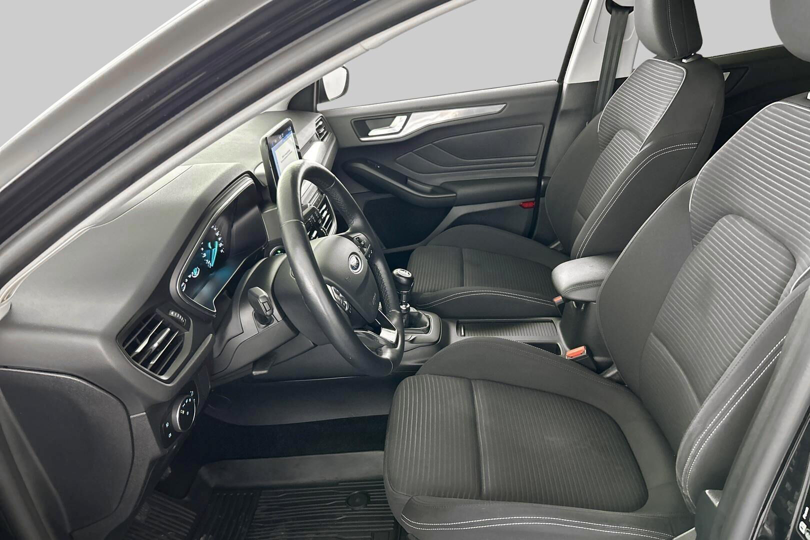 Ford Focus iso kuva 9