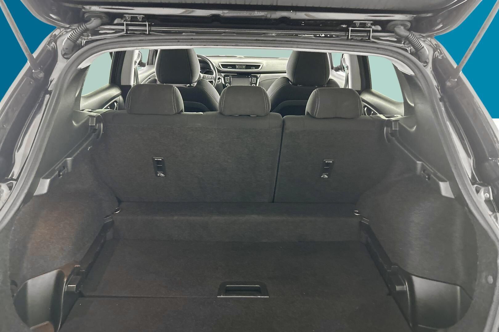 Nissan Qashqai iso kuva 9