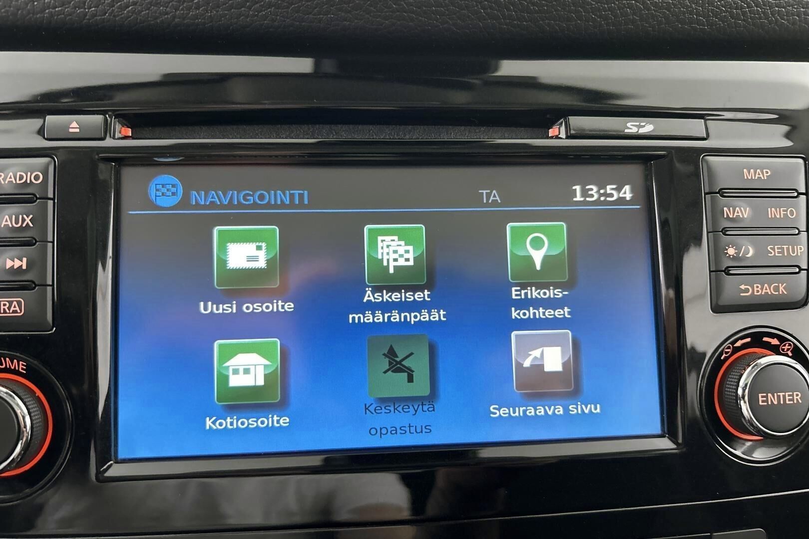 Nissan Qashqai iso kuva 10