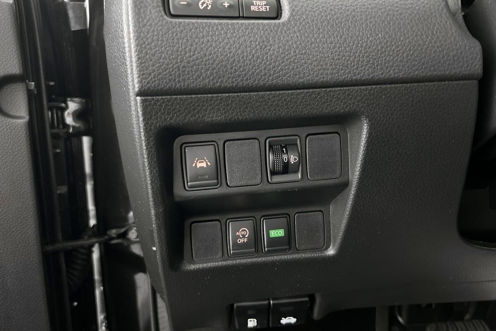 Nissan Qashqai iso kuva 18