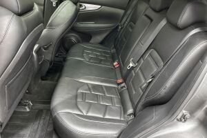 Nissan Qashqai esikatselu 10